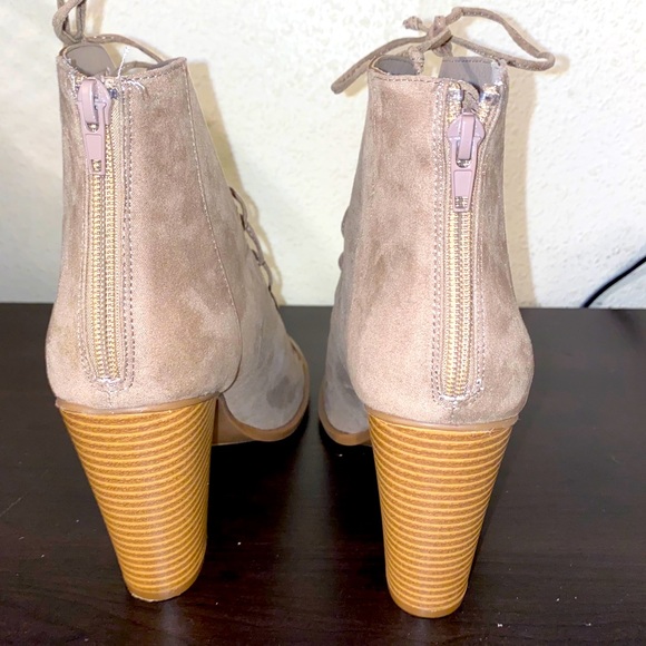 Booties - Picture 3 of 3